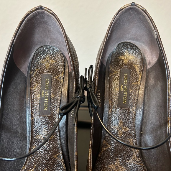Louis Vuitton monogram pumps - Picture 3 of 9